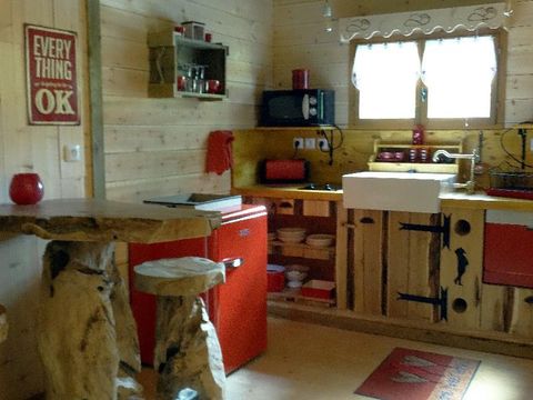 CHALET 2 personnes - Cabane de D'JO (Baignoire bois, Vue étangs & champ)
