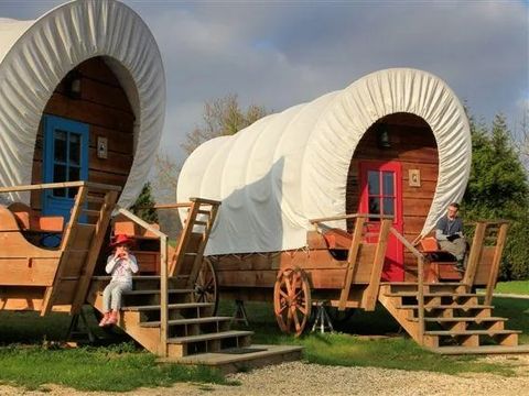 Tiny house 2 personnes - Chariot de Pionnier, PMR