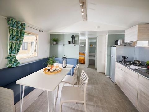 MOBILHOME 6 personnes - Confort TV - 3 bedrooms + terrace -