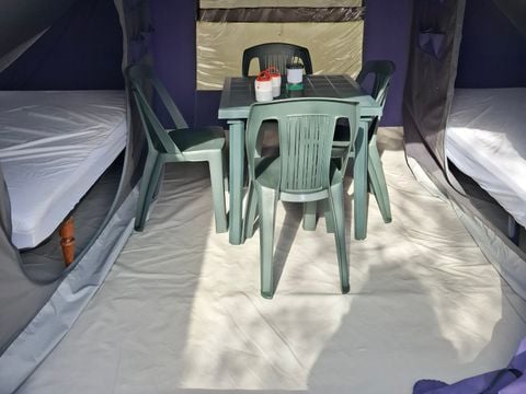 TENTE 4 personnes - LE MOURON DÉLICAT Parcelle 26 Tente "Prêt à Camper"