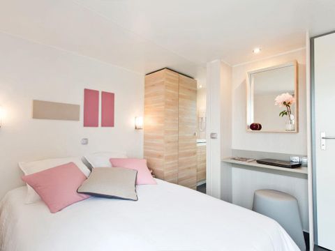 MOBILHOME 2 personnes - Suite Confort (1 chambre)