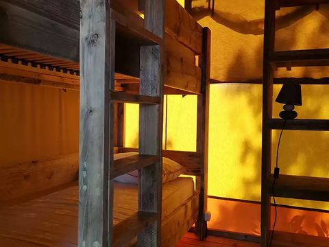 Tente en toile et en bois 4 personnes - Safari Standard 25m²(sans sanitaires)