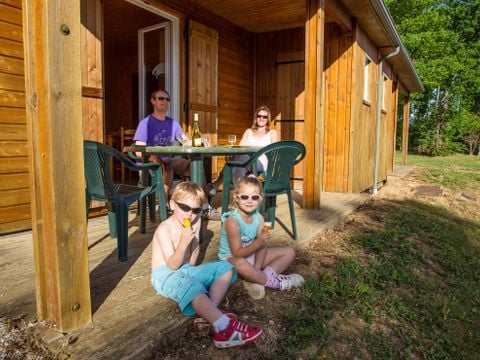 CHALET 6 personnes - Chalet standard 39m² - 2 chambres  / terrasse couverte