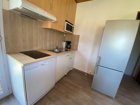 CHALET 6 personnes - Chalet PMR supérieur (personne à mobilité réduite) 39m²-2 chambres/terrasse couverte 6 pers