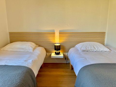 CHALET 6 personnes - Premium PMR - 39m² -  2 chambres / terrasse couverte