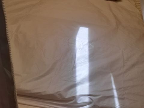 Hébergement 2 personnes - Campetoile 1 chambre (pas de cuisine, pas de sanitaires)