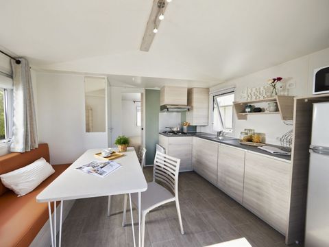 MOBILHOME 2 personnes - Couple (1 Chambre)
