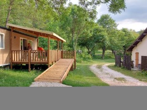 Mobilhome 4 personnes - Mobil home Life Confort PMR 32m² - 2 chambres + terrasse couverte 18m² + 2 TV 4 pers