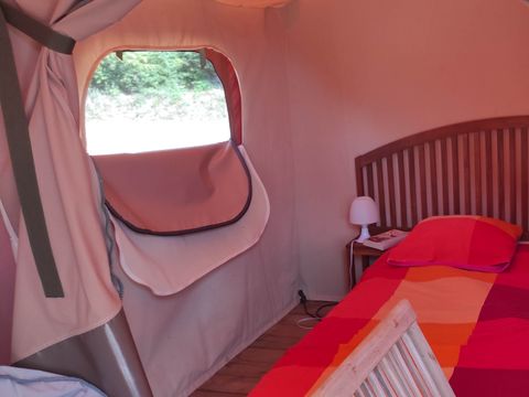Tente en toile et en bois 5 personnes - Tente Safari Lodge vue lac 5 pers