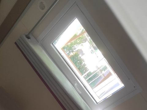 CHALET 4 personnes - Chalet 27 m² / 2 chambres - Terrasse couverte 13 m²