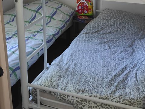 MOBILHOME 5 personnes - Mobil-home 25 m2 / 2chambres - Terrasse couverte TV 5 pers