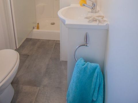 MOBILHOME 4 personnes - Mobil-home Provence Sérénité 25 m² - Jacuzzi privatif - 3 pièces - 2 chambres - Climatisation