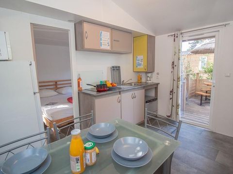 MOBILHOME 4 personnes - Mobil-home Provence Sérénité 25 m² - Jacuzzi privatif - 3 pièces - 2 chambres - Climatisation