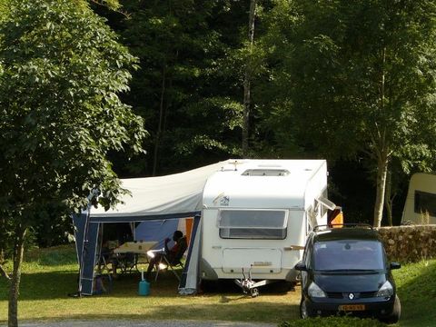 Emplacement - 90m² - voiture