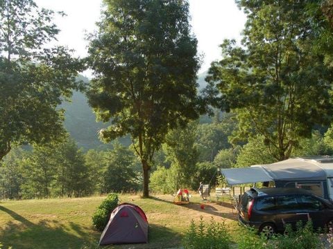Emplacement - 90m² - voiture