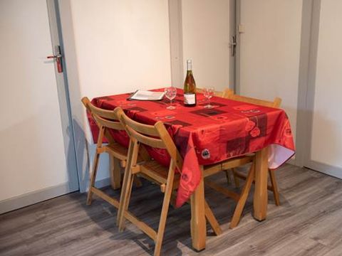 GÎTE 6 personnes - Gîte