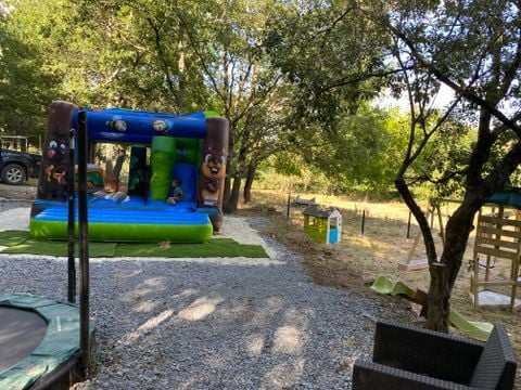 Village de gîtes Le Mas de la Grenouillère - Camping Ardèche