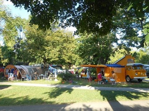 Camping Municipal de Justin - Camping Drome - Image N°6