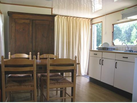 CARAVANE 2 personnes - Sans sanitaires