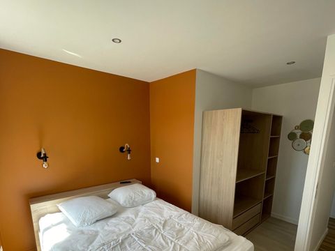 GÎTE 4 personnes - 1 (avec étage)