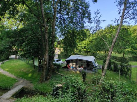 Emplacement - Camping