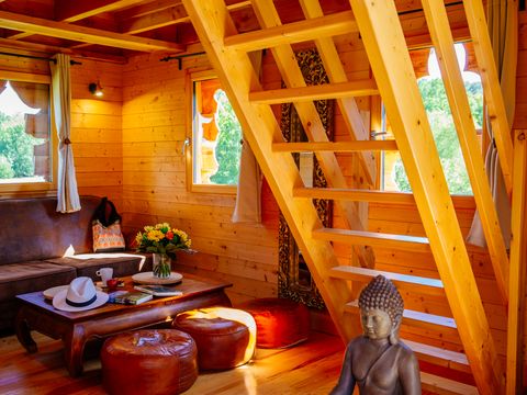 HÉBERGEMENT INSOLITE 2 personnes - Cabane - Temple perché avec spa