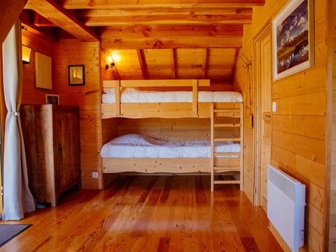 HÉBERGEMENT INSOLITE 2 personnes - Cabane - Temple perché avec spa