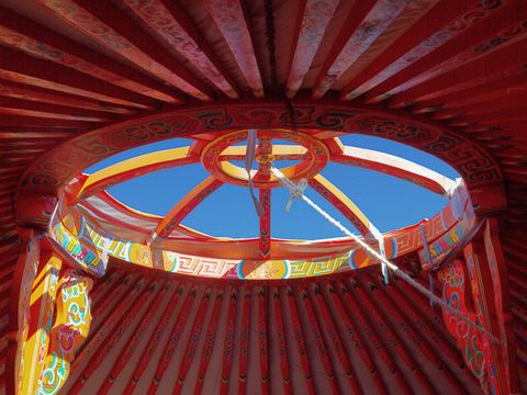 HÉBERGEMENT INSOLITE 2 personnes - Yourte