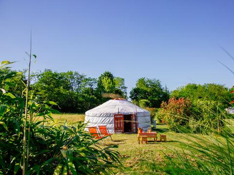 HÉBERGEMENT INSOLITE 2 personnes - Yourte
