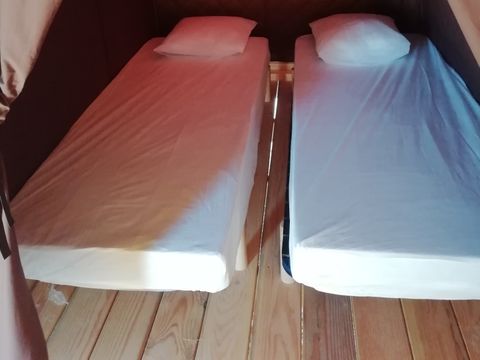 TENTE TOILE ET BOIS 4 personnes - TENTE VENDREDI