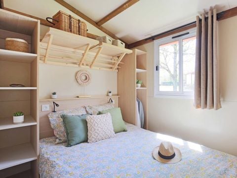 CHALET 5 personnes - Chalet Morea- 25m² - Vue Lac - terrasse couverte 12m²