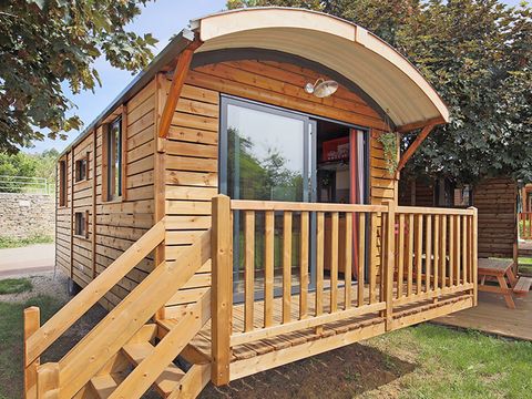Hébergement 4 personnes - Roulotte - 22m² - hébergement insolite