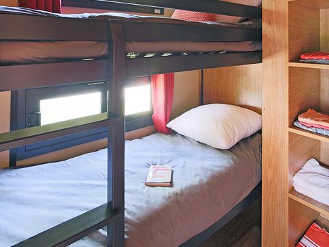 Hébergement 4 personnes - Roulotte - 22m² - hébergement insolite