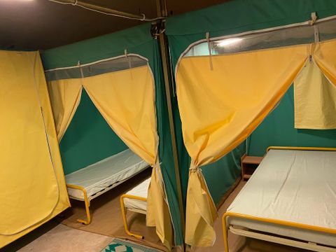 BUNGALOW TOILÉ 4 personnes - Tente toilée - 2 chambres - sans sanitaires