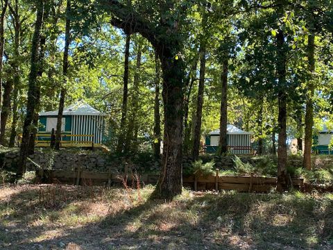 BUNGALOW TOILÉ 5 personnes - Tente toilée - 2 chambres - sans sanitaires