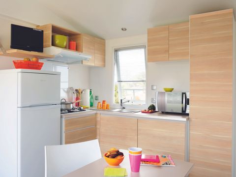 MOBILHOME 5 personnes - confort 26m² - 2 chambres - terrasse couverte -