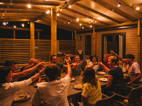 MOBILHOME 10 personnes - TRIBU 5 chambres 65m²