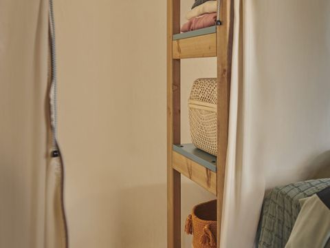 TENTE TOILE ET BOIS 4 personnes - Lodge Vacanziera (Gamme Supérieure) - Dimanche/Dimanche -