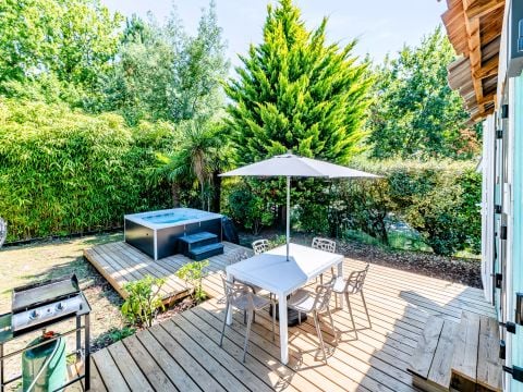 MOBILHOME 6 personnes - Cabane pêcheur Premium 4 Pièces 6 Personnes Jacuzzi + Climatisé + TV