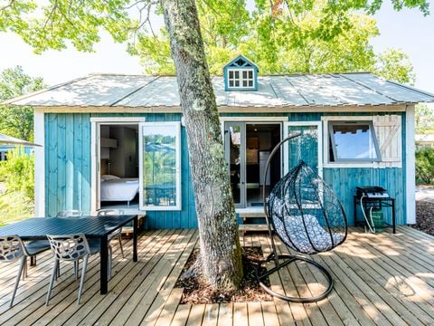 MOBILHOME 6 personnes - Cabane pêcheur Premium 4 Pièces 6 Personnes Jacuzzi + Climatisé + TV