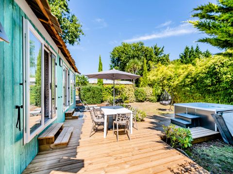 MOBILHOME 6 personnes - Cabane pêcheur Premium 4 Pièces 6 Personnes Jacuzzi + Climatisé + TV