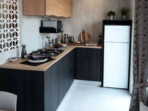 MOBILHOME 10 personnes - Cottage Tribu Arcahon 6 Pièces 10 Personnes Climatisé + TV