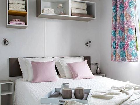 MOBILHOME 4 personnes - Premium | 2 Chambres | 4 Couchages | Terrasse semi couverte | 1 Salle de bain | Climatisation