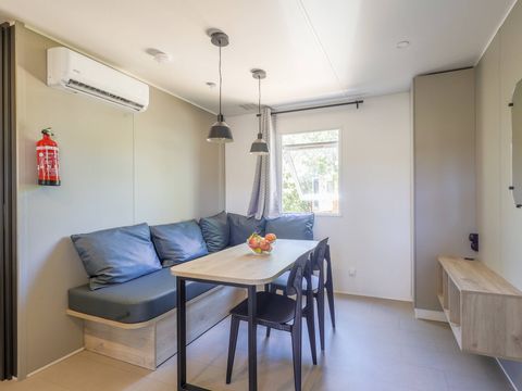 MOBILHOME 4 personnes - Premium | 2 Chambres | 4 Couchages | Terrasse Lounge | 1 Salle de bain | Climatisation