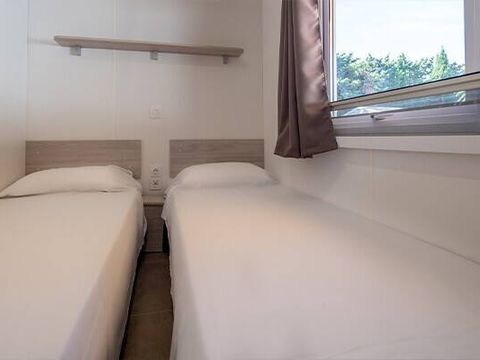 MOBILHOME 6 personnes - Mobil-home | Comfort | 3 Ch. | 6 Pers. | Terrasse surélevée | Clim.