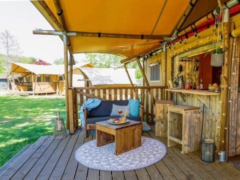 TENTE TOILE ET BOIS 5 personnes - SAFARI LODGE - 40m²- 2 chambres