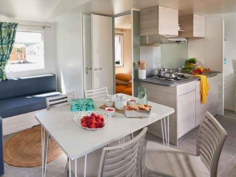 MOBILHOME 4 personnes - Homeflower Premium 29 m² 2 chambres + terrasse 17m² + TV + LV + Clim + plancha 4 pers