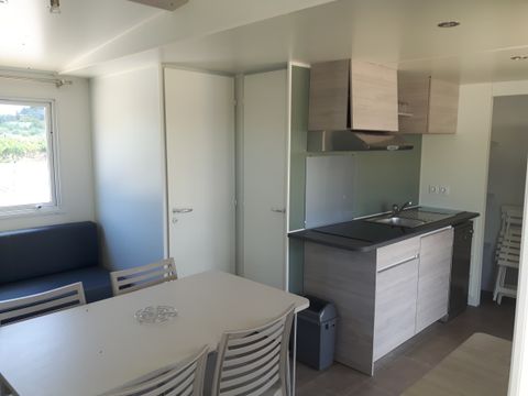 MOBILHOME 4 personnes - Homeflower Premium 29 m² 2 chambres + terrasse 17m² + TV + LV + Clim + plancha 4 pers