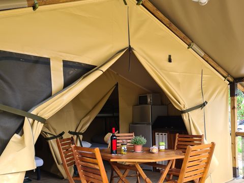 Tente en toile et en bois 5 personnes - Ecolodge Freeflower confort 2 chambres 30m² - sans sanitaires 5 pers