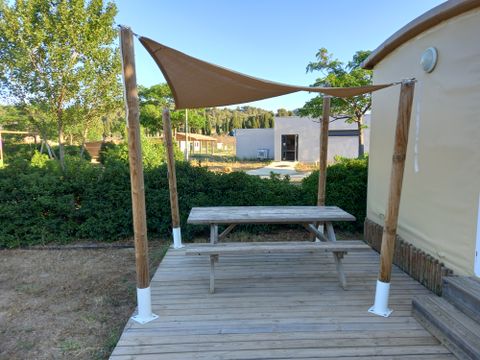 Tente en toile et en bois 5 personnes - Cahute des randonneurs 18m² - 2 chambres - sans sanitaire 5 pers